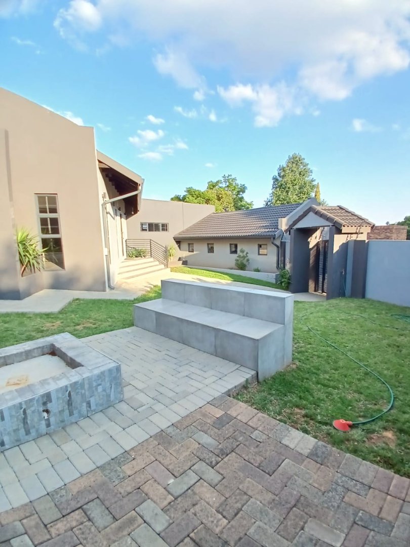 3 Bedroom Property for Sale in Pentagon Park Free State